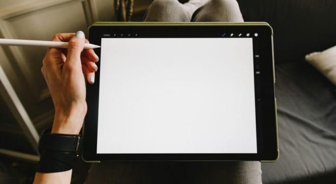 MKBHD Weighs In On Procreate CEO's 'Hate Generative AI' Stance: 'Take Notes Adobe...But Wonder If They Ever Bend This Rule Someday'