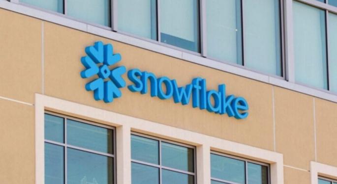 Snowflake CEO Downplays Cyberattack Impact Amid 8% Stock Drop After Q2 Earnings Report: 'Not Really Affected Our Core Business'