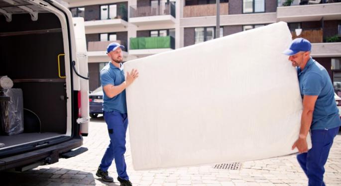 DoorDash Delivers Mattresses? College Student Promotion Puts Spotlight On 'Better Sleep'
