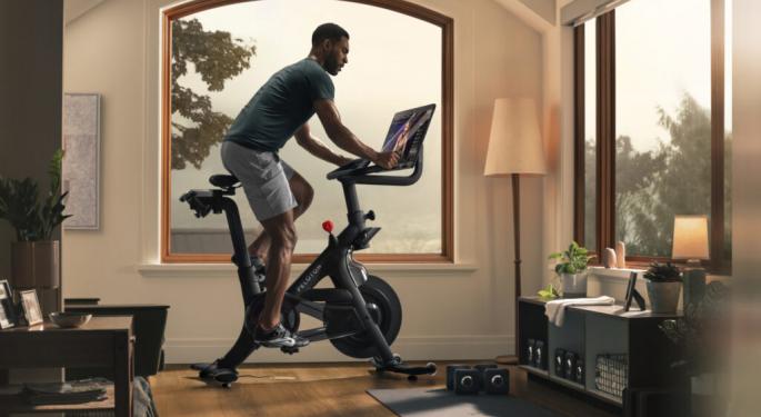 Peloton Pedals Back To Profit: Analysts Weigh In On Company's Growth Plan