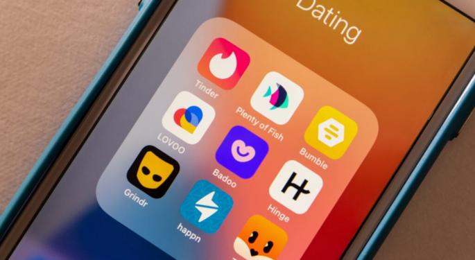 Struggling To Connect On Tinder, Grindr Or Bumble? Dating Apps Now Have An AI Wingman For You