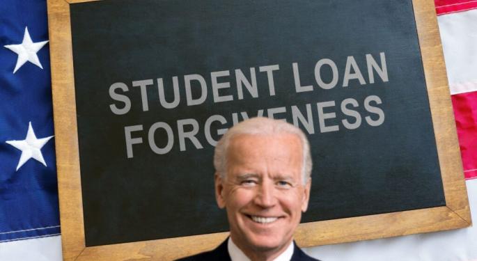 US Judge Temporarily Blocks Biden's Latest Student Loan Relief Plan: Why It Matters