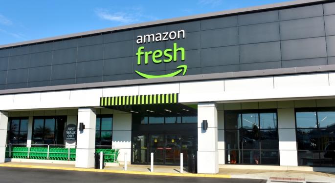 Amazon Targets Walmart's Grocery Market with Expanded Prime Discounts