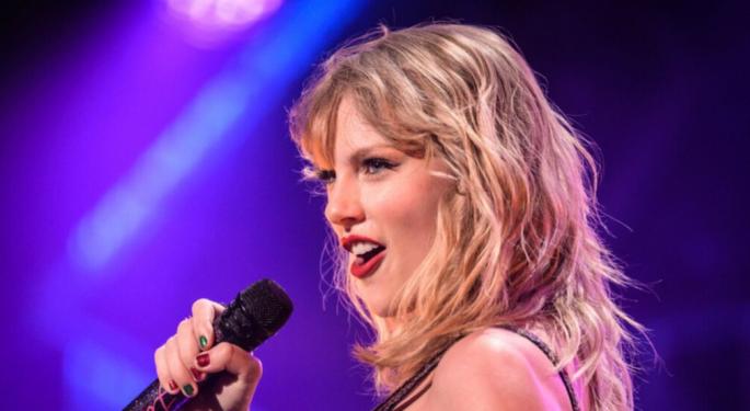 Taylor Swift Thanks Travis Kelce, Urges Fans To Vote In VMA Speeches: Calls 2024 Election 'Something Very Important Coming Up'