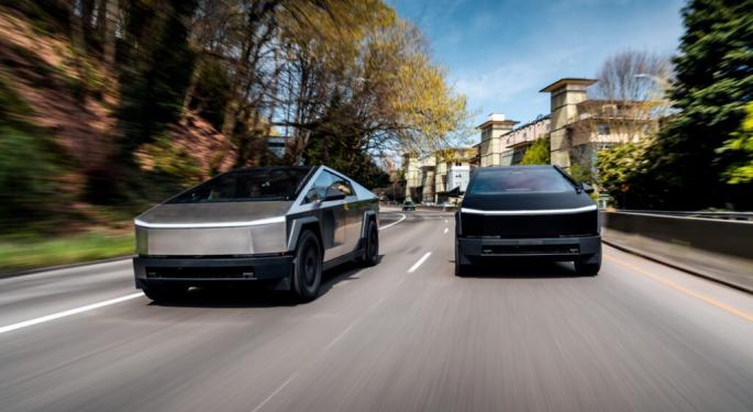 Tesla Team Working Hard At Deploying FSD On Cybertruck, Senior Exec Implies