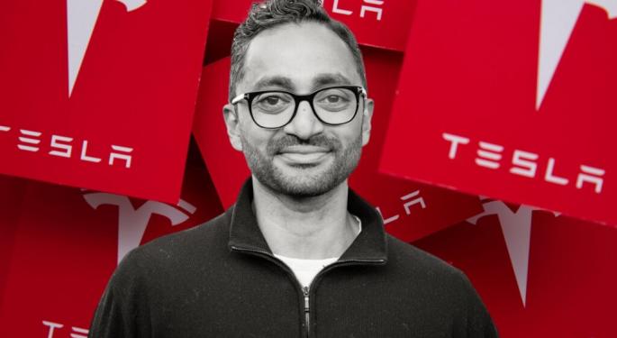 Tesla RoboCops? Chamath Palihapitiya On Joe Rogan's Podcast Envisions AI-Powered Law Enforcement