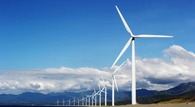 Wall Street's Most Accurate Analysts Give Their Take On 3 Energy Stocks Delivering High-Dividend Yields