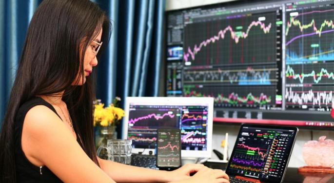 US Stocks Poised To Bounce Back As Bond Yields Dip, Oil Prices Slide, PepsiCo Pulls Back: Set-up 'Quite Positive' For Equities, Says Economist