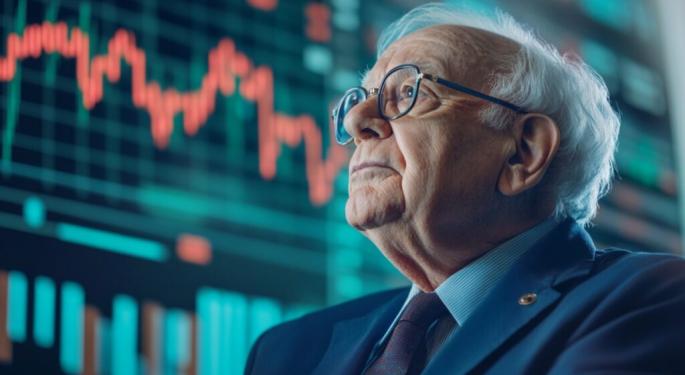 Warren Buffett's Stock Sales Point To Overvalued Market, Says Hedge Fund Manager David Einhorn: 'Not A Great Time To Have A Lot Of Equity Exposure'