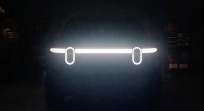Rivian Analyst Cuts Estimates On Demand Concerns, Warns Softer Production, Delivery Trends Jeopardize Growth Stock Multiple