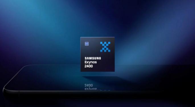 Crisis At Samsung? Hundreds Of Engineers Reportedly Apply For 3 Jobs At Rival SK Hynix As World's Largest Smartphone Maker's Chip Troubles Mount
