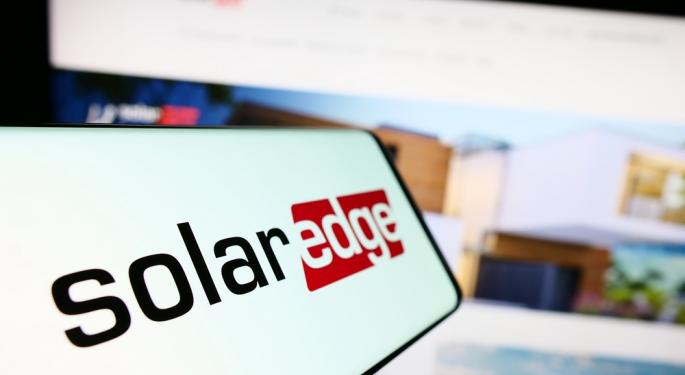 Why This SolarEdge Analyst Is Cutting Estimates Ahead Of Q3 Earnings