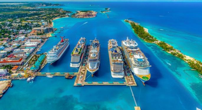 Cruise Lines Among S&P 500's Top October Performers: Can Royal Caribbean, Norwegian Earnings Sustain The Momentum?