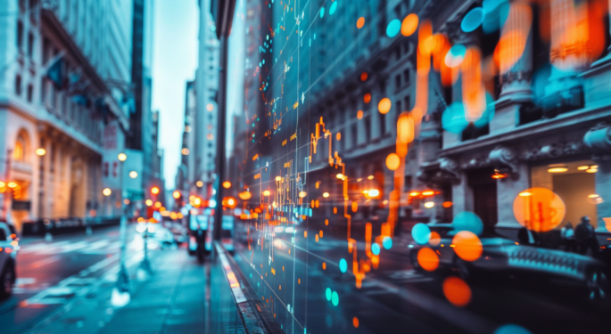 Nasdaq 100 Extends Record Levels Ahead Of Fed Meeting, Tesla Hits 26-Month Highs, Small Caps Stall: What's Driving Markets Thursday?