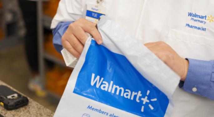 Walmart Offers New Holiday Bonuses To Independent Drivers As Competition With Jeff Bezos' Amazon Heats Up