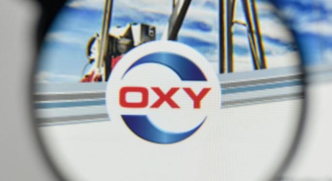 Occidental Petroleum Set To Release Q3 Earnings: Can It Justify Warren Buffett's Vote Of Confidence?