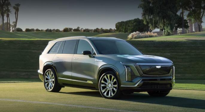 GM Unveils 2026 Cadillac Vistiq Electric SUV With Starting Price Below Tesla Model X, Lucid Gravity