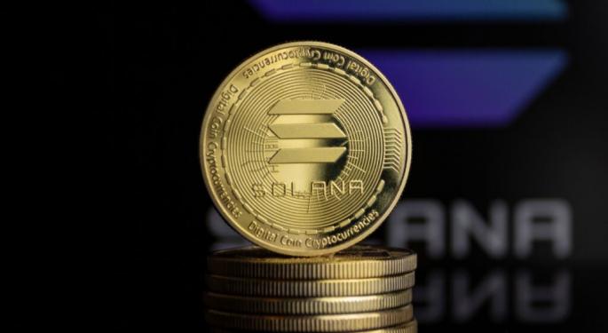 Solana Hits $264 Record High As ETF Filings, Regulatory Optimism Drive Market Momentum