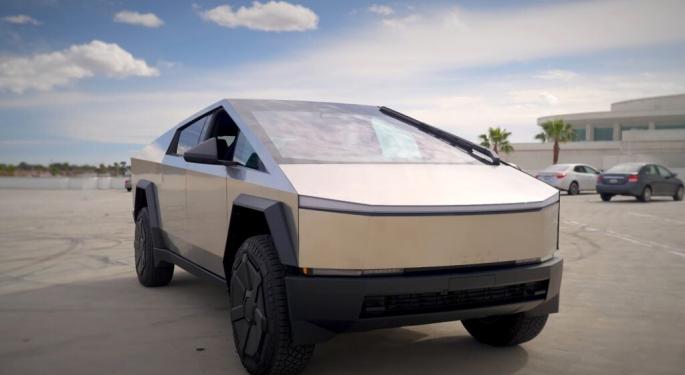 Tesla Cybertruck Part Of Donald Trump's Motorcade, Will Vehicle Land Government Deals?