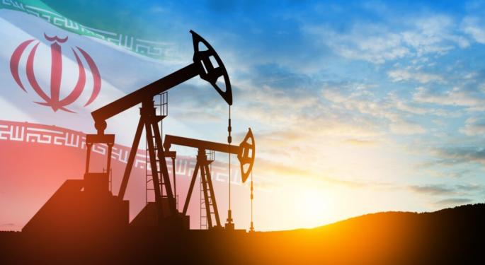 Trump's Tariff Threat To Canada May Disrupt Oil Markets, Inflate Prices: 'Would Likely Raise The Price Of Fuels,' Says Analyst