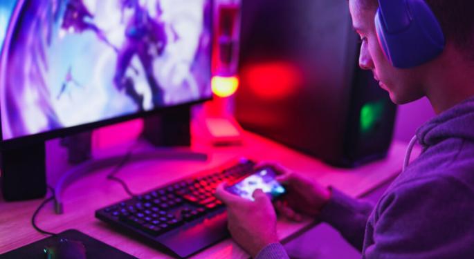 Gamers Now Watch More Than They Play — How Publishers Can Reclaim Lost Revenue: Report