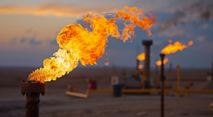 JPMorgan Bets On Natural Gas For 2025: Upgrades ConocoPhillips, Lowers 3 Energy Stocks