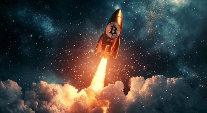 Bitcoin Crashing? 'Mundane' Reasons, Says Bernstein: 'Buy The Dip'