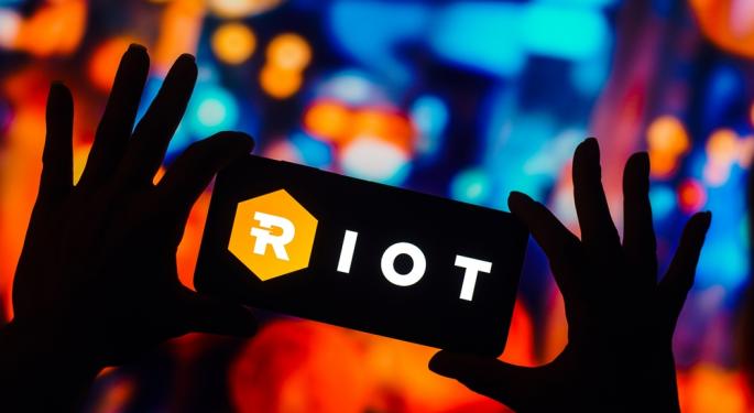 Cosa succede alle azioni di Riot dopo l’ingresso di Starboard?
