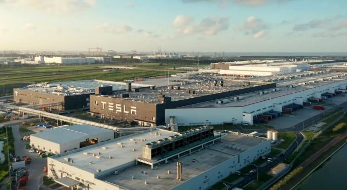 Tesla Giga Shanghai's First Employee To Leave This Week: Report
