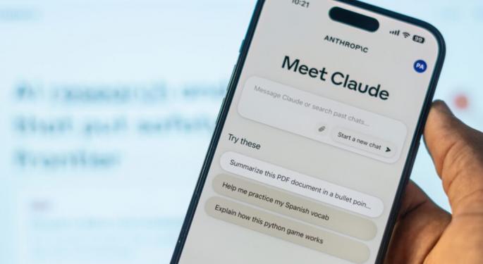 This Google-Backed AI Model Could Help Sundar Pichai Achieve What Gemini Couldn't: Beat OpenAI's GPT-4