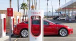 Tesla ofrece 10.000 millas de supercarga para nuevos clientes
