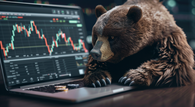 Bitcoin 'Bears Got A Chance But Will They Take It?' Asks Heavily-Followed Crypto Trader