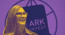Ark Invest de Cathie Wood detiene venta de acciones de Robinhood
