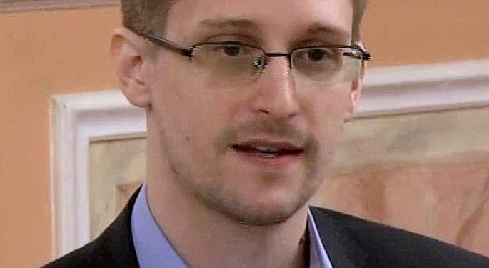 Edward Snowden Tells World Leaders: 'You Can't Save Navalny. You Can Still Save Assange'