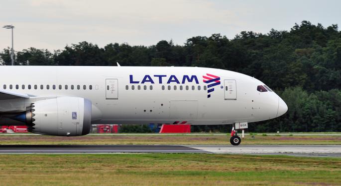 One Mark Back For Boeing? 'Cockpit Mishap' Likely Caused LATAM Flight To Plunge