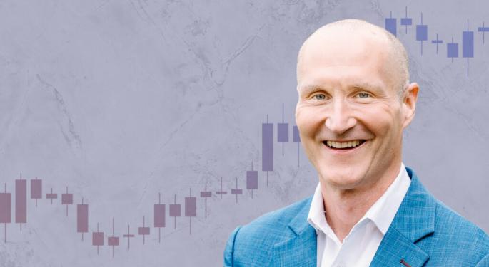 Tesla Bull Gene Munster Points To Palantir Co-Founder's Firm Pursuing $2B Valuation, Says 'Early Stages Bull Market' Preceding AI Bubble