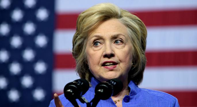 Hillary Clinton Calls Tucker Carlson 'Useful Idiot' Over Putin Interview, Says Russian Media Actually Makes Fun Of Him