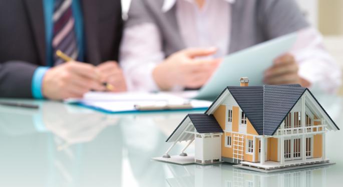 Mortgage Magic: Buyers Unlock Extra $40,000 As Rates Drop To 6.7%