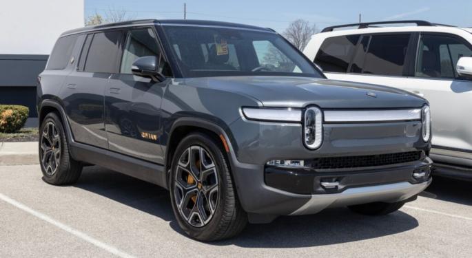 Rivian Getting Major Catalyst With Leasing? New Q4 Data, Leasing Growth For EVs Say Yes