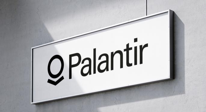 Palantir 'Experiencing Its Own Amazon.com-To-AWS Moment,' Says CTO Shyam Sankar