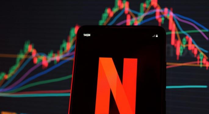 Netflix Bulls In For A Treat? KeyBanc Analyst Raises Stock Rating, Price Target On Anticipated Q4 Beat