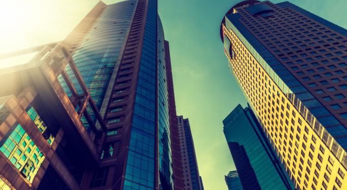 Banks With High Commercial Real Estate Loan Exposure In Regulatory Spotlight: Valley National Bancorp And 15 Others To Watch