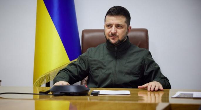 Ukraine Plans To Dismiss Top Military Commander Amid Russian Conflict, Informs White House: Report