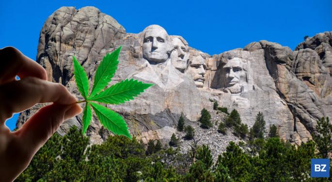 South Dakota House Passes GOP Bills Prohibiting Unregulated Hemp Products, Warn Cannabis Customers Of Fed Firearms Ban