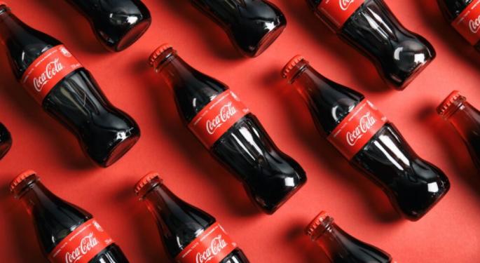 If You Invested $1,000 In Coca-Cola Stock When They Aired Mean Joe Greene 'Hey Kid, Catch' Super Bowl Ad, Here's How Much You'd Have Now