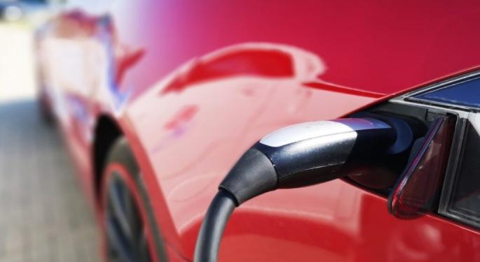 Fund Manager Says He 'Would Avoid' Tesla, But Recommends These 'Phenomenal' Auto Stocks: 'Race To Develop EVs Is Going To Be Profitless...'