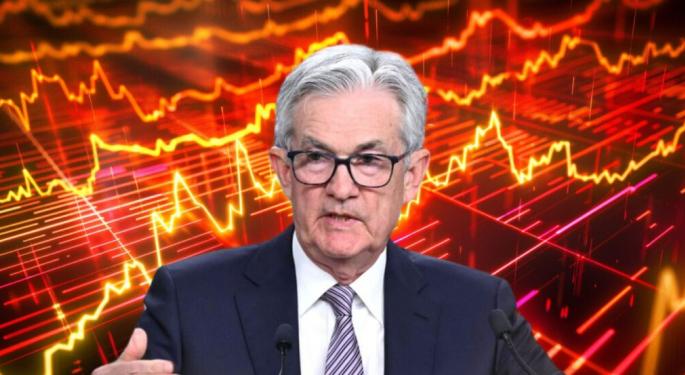 'Jerome Powell Is The Gaslighter-In-Chief': Analyst Slams Fed Chief For 'Reckless' Money Printing Amid Ballooning National Debt