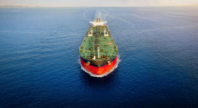 Russian Oil Hits US Shores Under Sanction-Busting Loophole