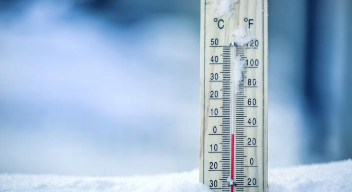Natural Gas Prices Surge As Arctic Blast Freezes US: 3 Stocks On The Move