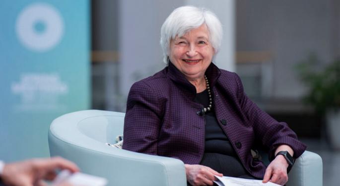 Janet Yellen's Short-Term Debt Strategy Sparks Warnings For Trump Administration: 'Your Costs Explode And Buyers Could Balk,' Says Expert